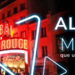 Moulin Rouge, ¿cabaret o musical?... ¿qué es en realidad? La realidad es que se trata de uno de los mayores espectáculos musicales que existen. ¿Lo sabías?