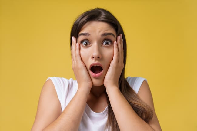 mujer con cara sorprendida - deportes más raros